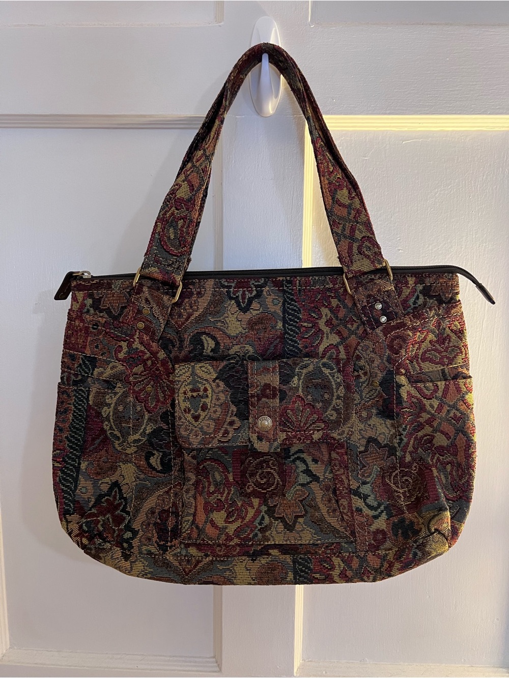 Vintage Fossil Tapestry Floral Tote Bag in Multicolor